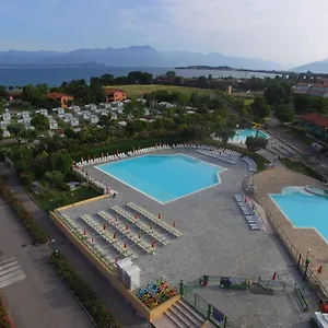 4* Holiday park The Garda Village